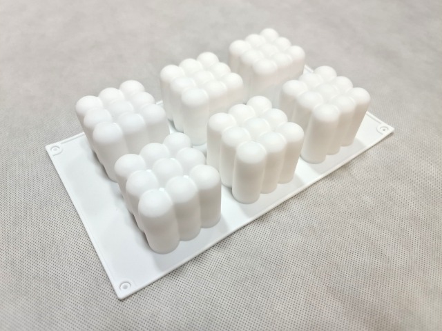 Forma silikonowa 3d do monoporcji Sześcian bąbelkowy, 6 cm - obrazek 2